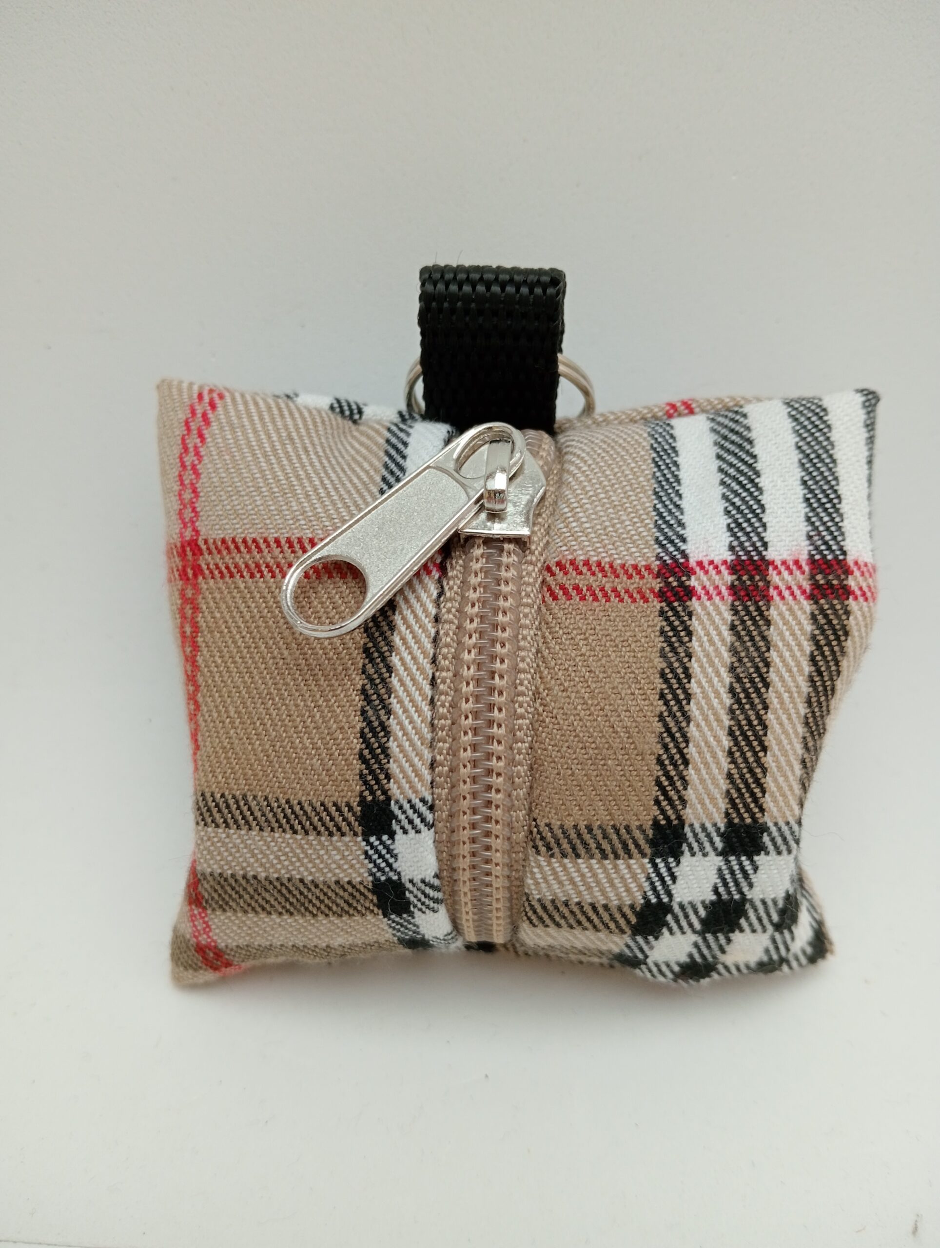 Porta-bolsas Caca - Estilo Burberry - Imagen 2