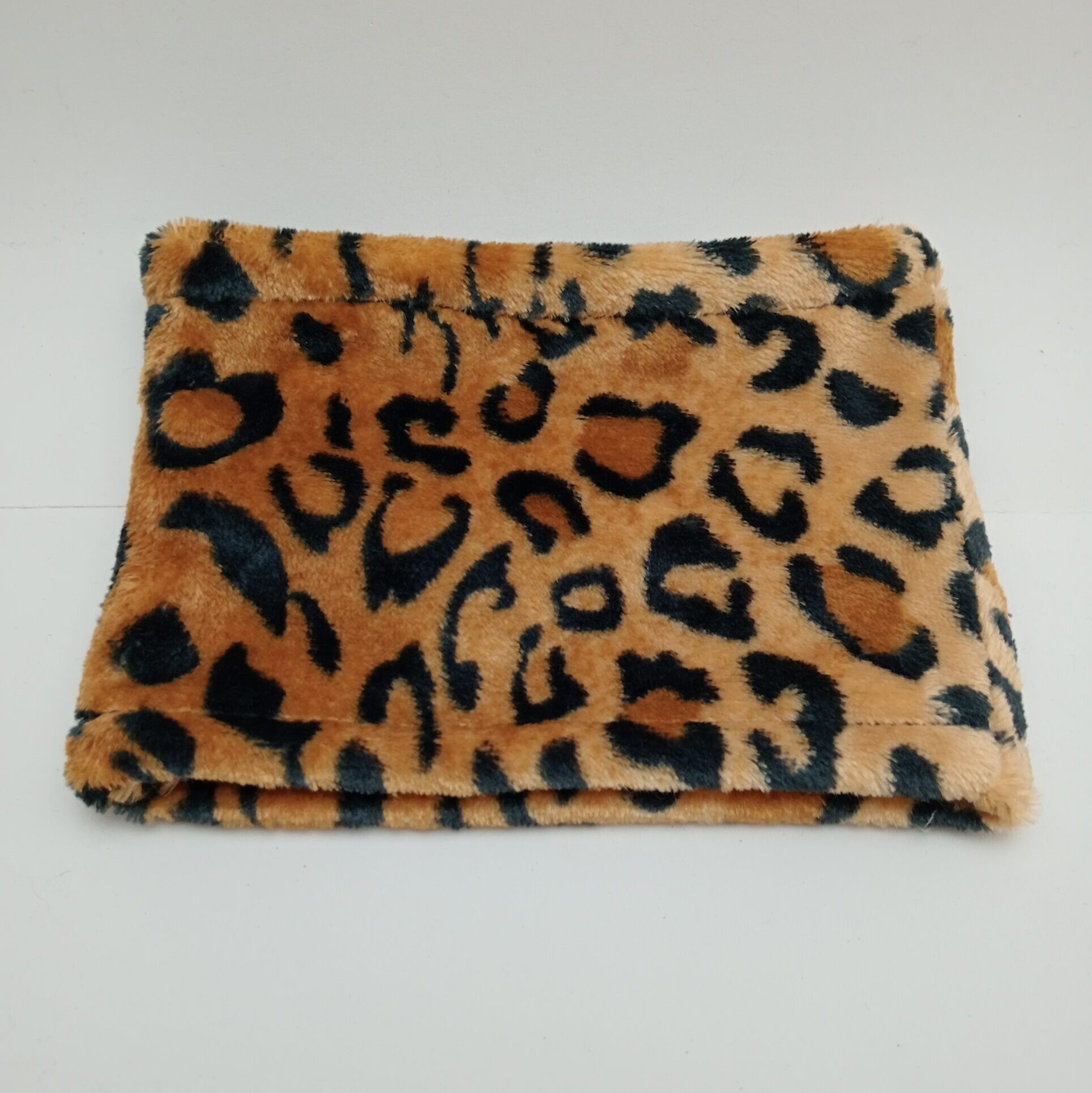 Cuello de Coralina - Estampado Leopardo