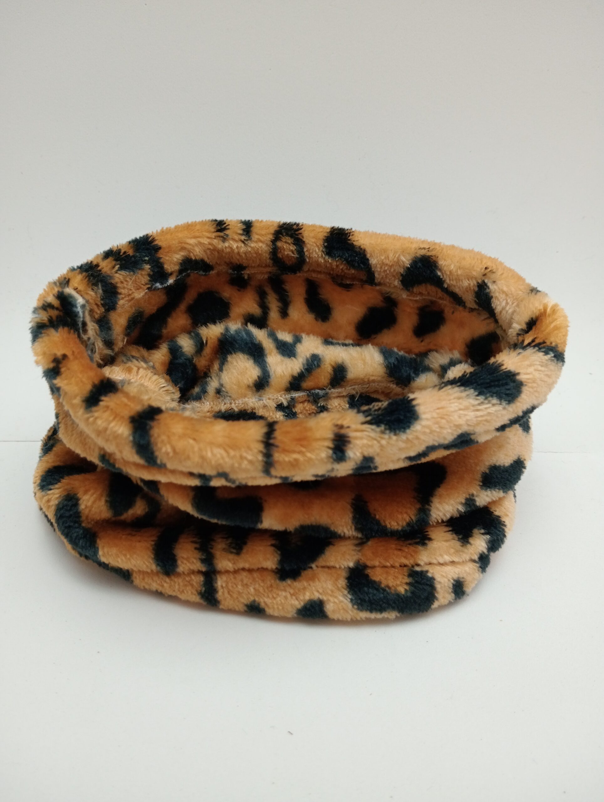 Cuello de Coralina - Estampado Leopardo - Imagen 2